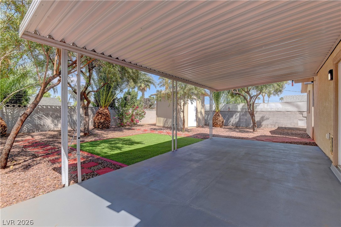 3896 Acapulco Avenue Property Photo 33