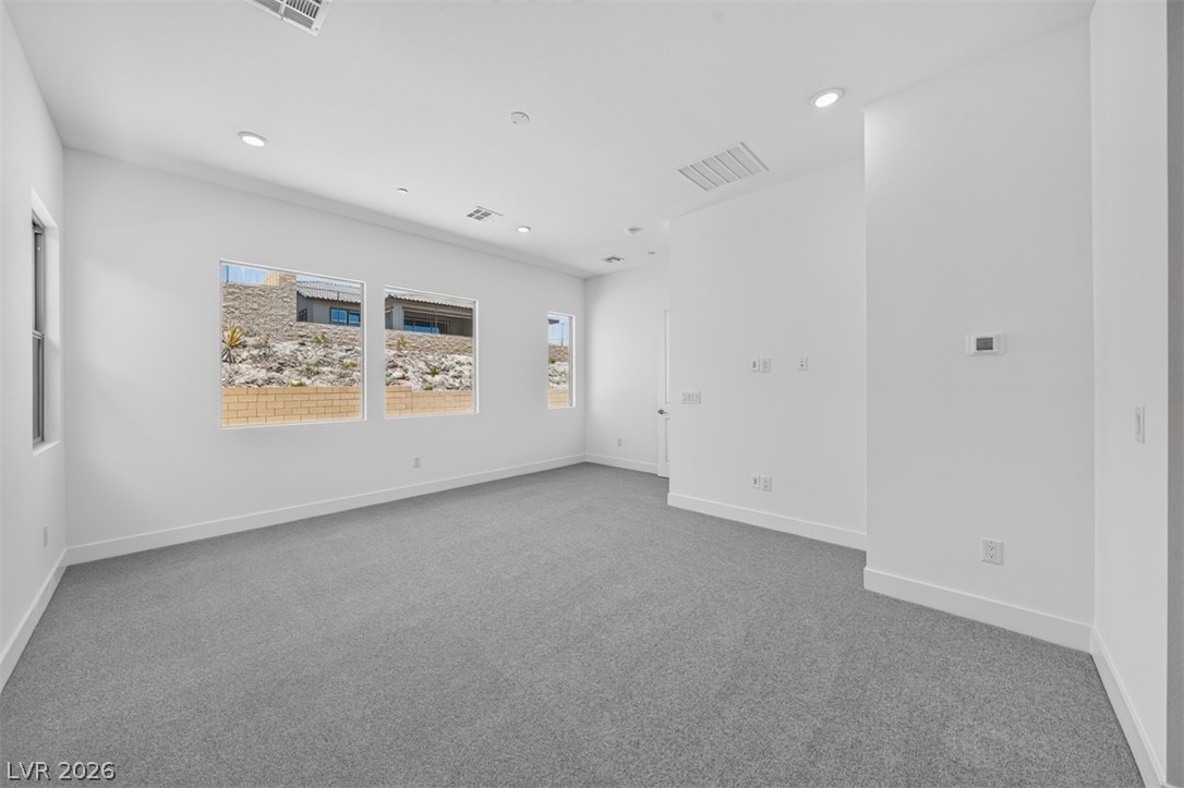 382 Tigullio Avenue Property Photo 10