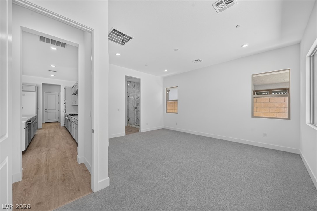 382 Tigullio Avenue Property Photo 11