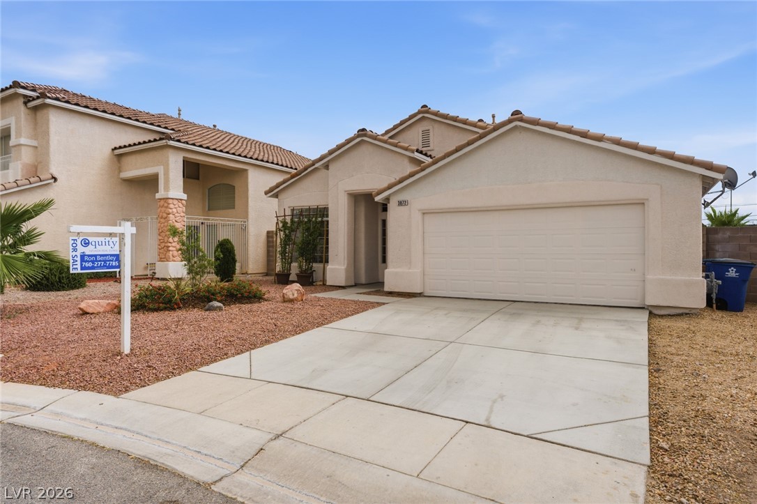 3872 Crest Horn Dr Drive Property Photo 2
