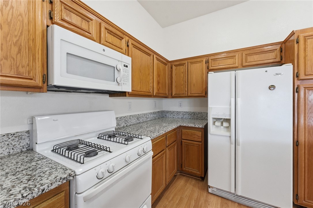3872 Crest Horn Dr Drive Property Photo 8