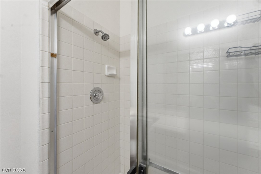 3872 Crest Horn Dr Drive Property Photo 16