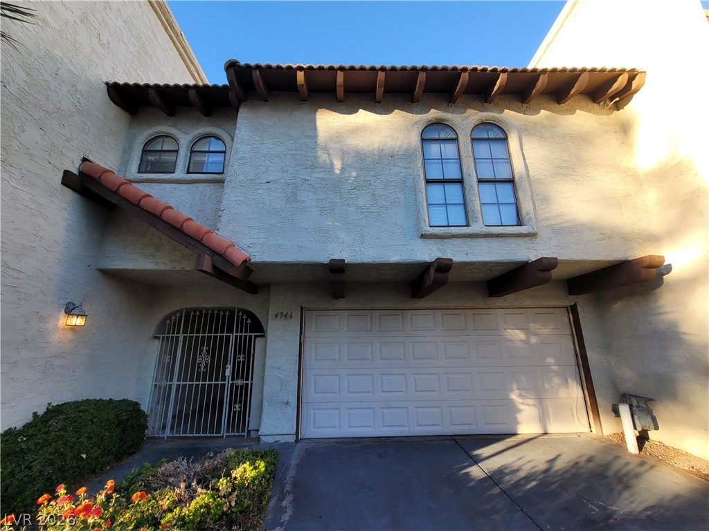 4946 Mozart Drive Property Photo 3
