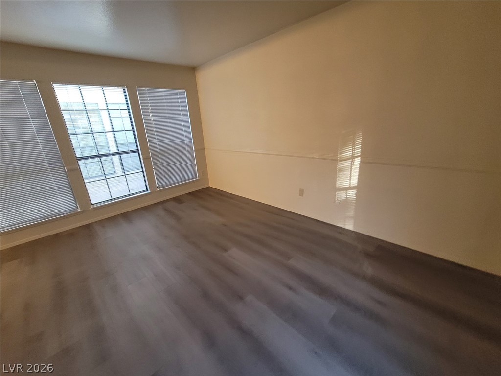 4946 Mozart Drive Property Photo 18