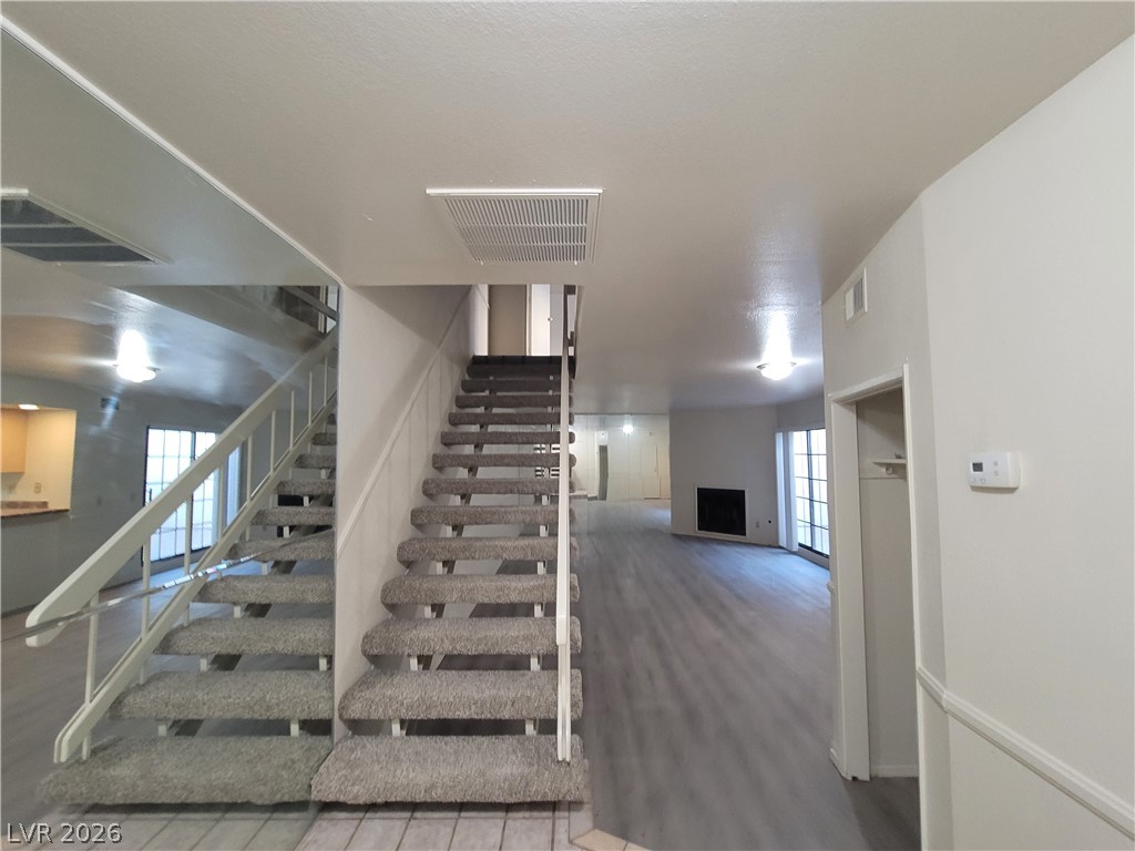 4946 Mozart Drive Property Photo 30