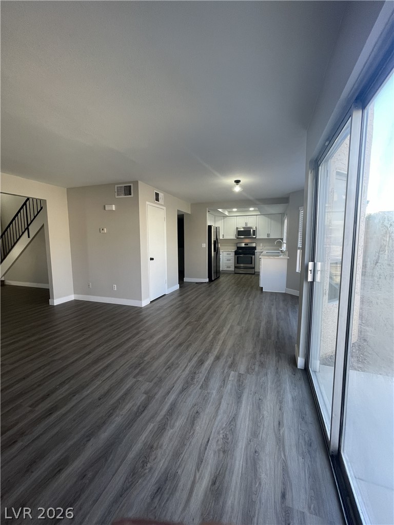 2840 Belleza Lane Property Photo 4