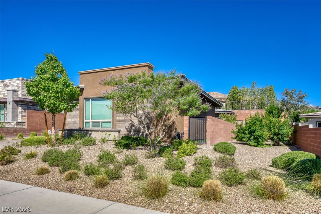 9926 Regency Canyon Way Property Photo 5