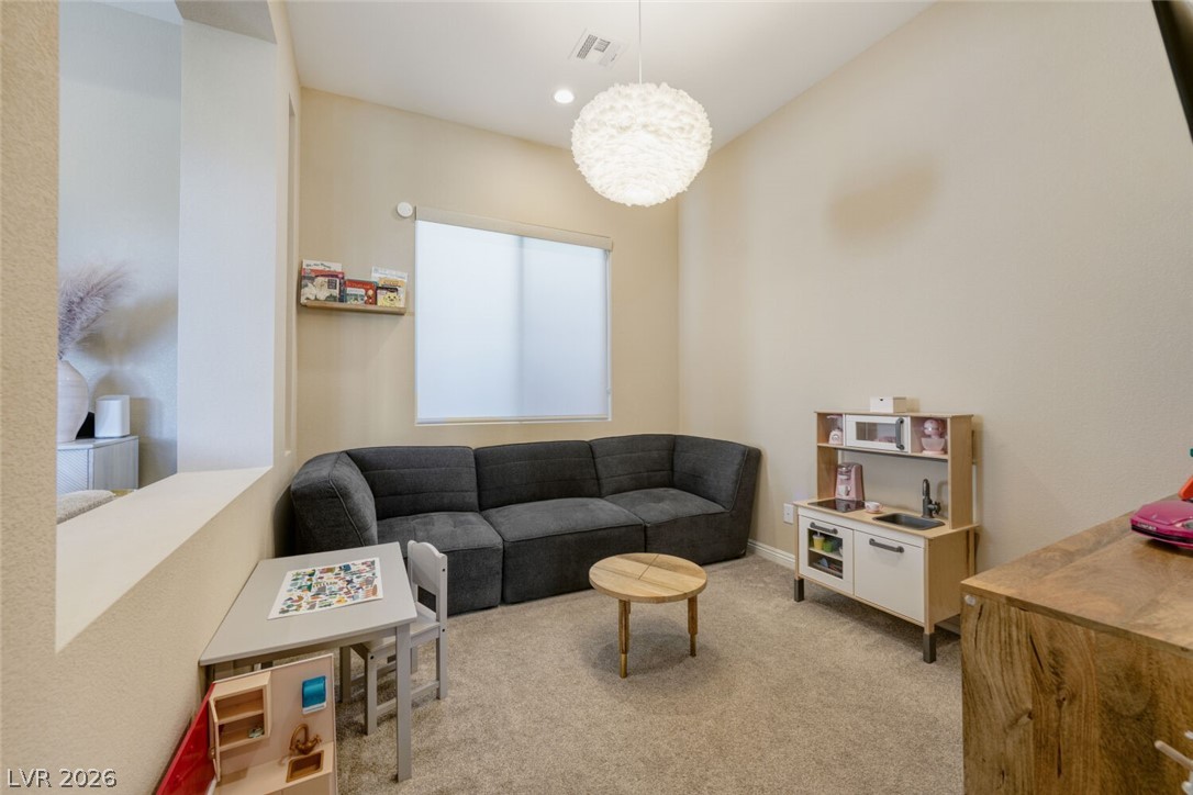 9926 Regency Canyon Way Property Photo 15