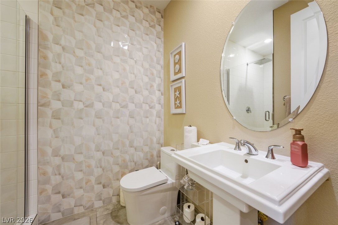 9926 Regency Canyon Way Property Photo 23