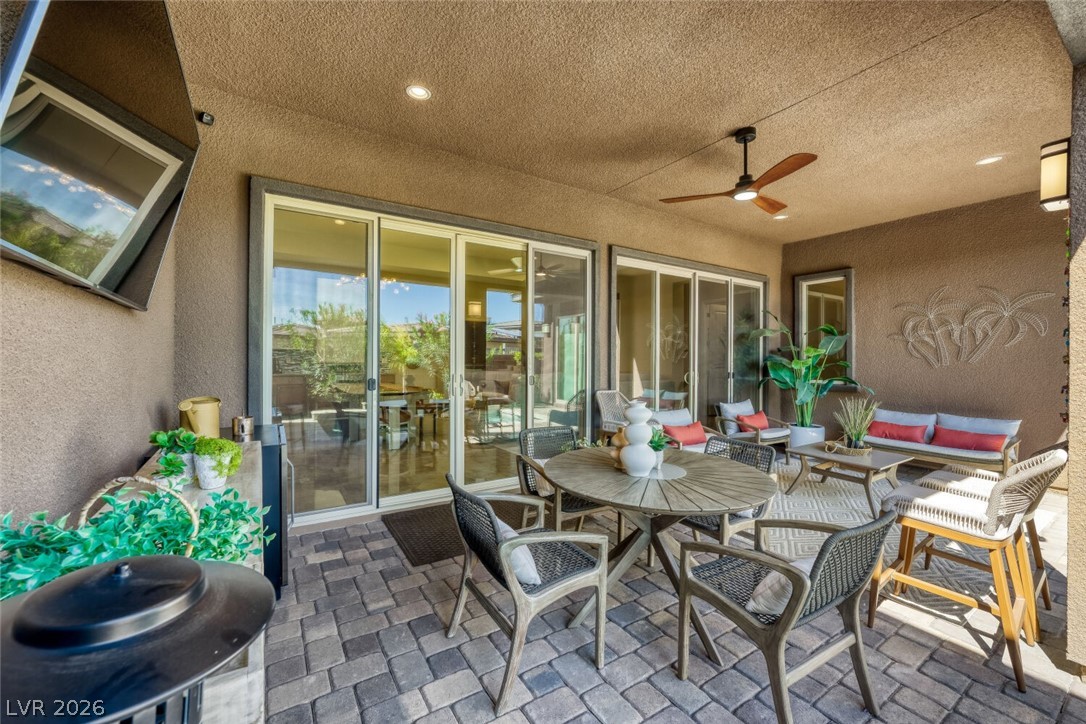 9926 Regency Canyon Way Property Photo 28
