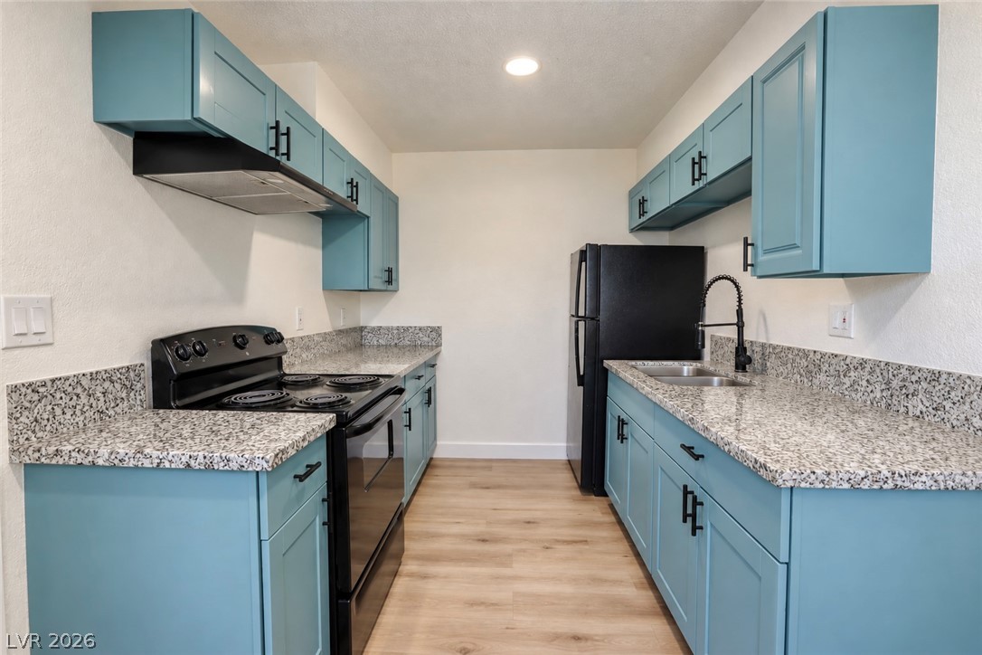 2030 Sunrise Avenue 10 Property Photo 4