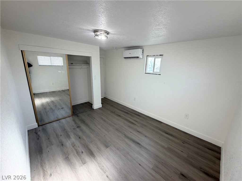 2030 Sunrise Avenue 10 Property Photo 15
