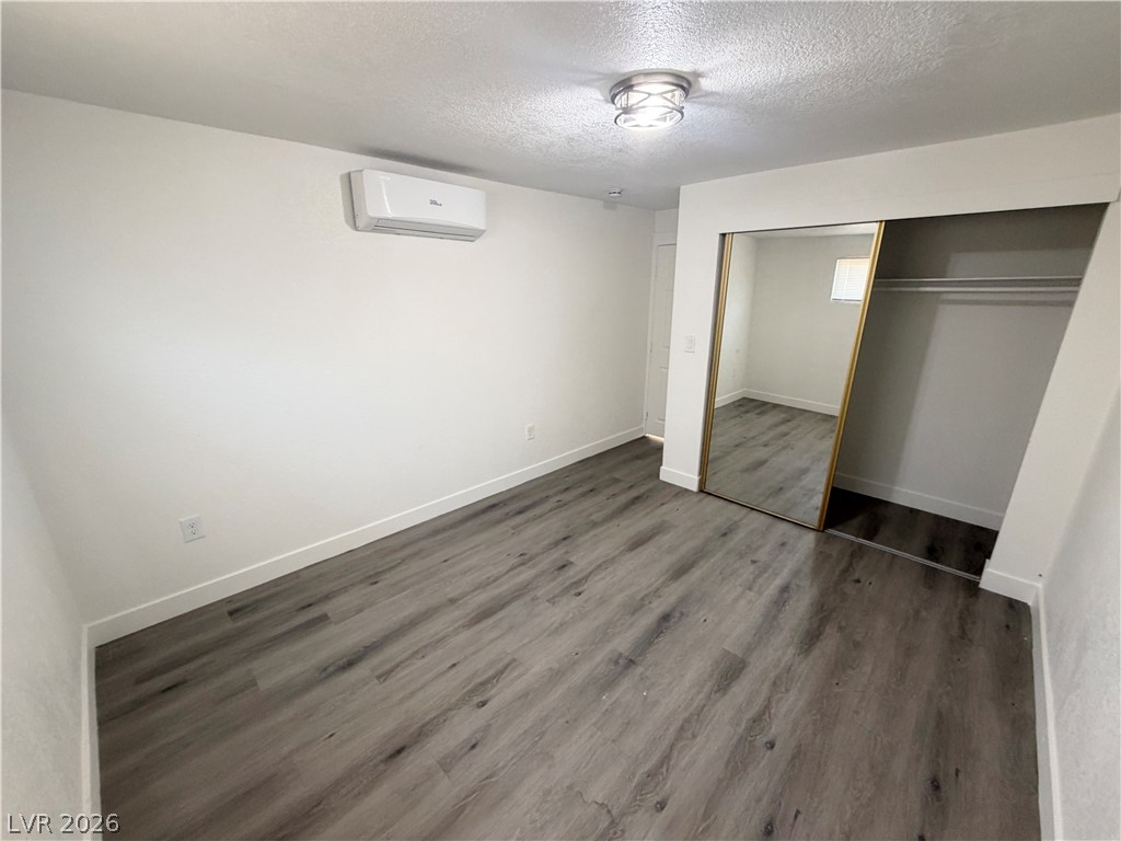 2030 Sunrise Avenue 10 Property Photo 19