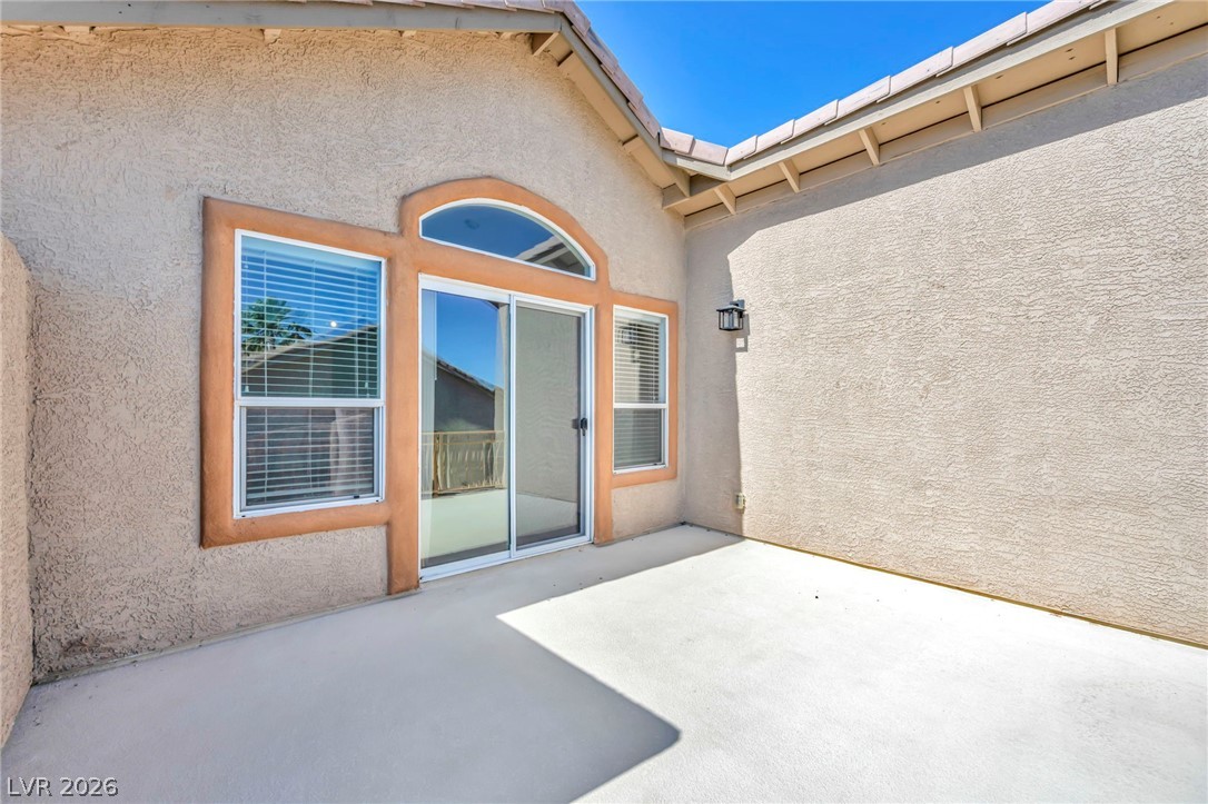 3904 Campanario Avenue Property Photo 11