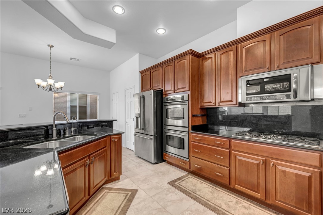 3904 Campanario Avenue Property Photo 45