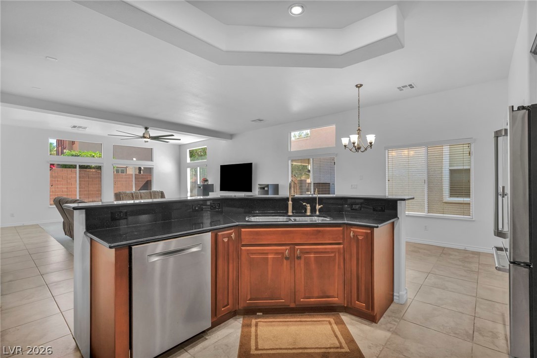 3904 Campanario Avenue Property Photo 46