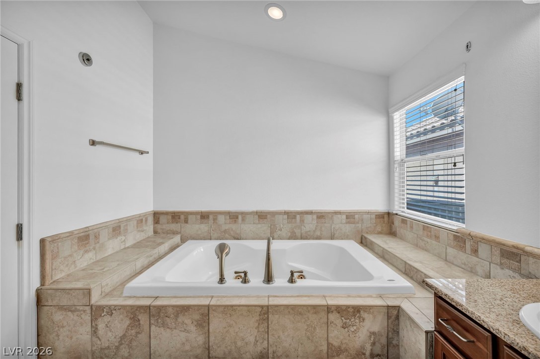 3904 Campanario Avenue Property Photo 60