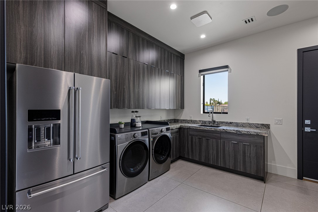 4367 North Fort Apache Road Property Photo 30