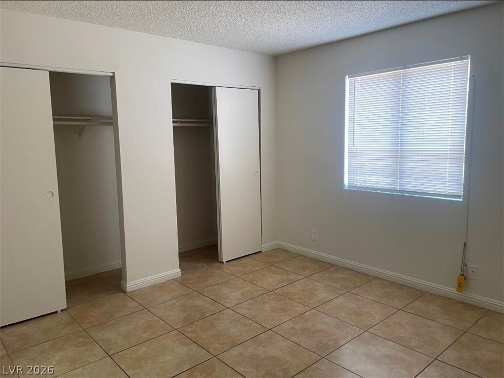 4570 Carriage Park Drive B Property Photo 2