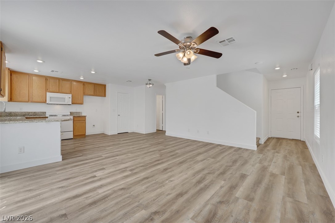 2785519 Property Photo 3