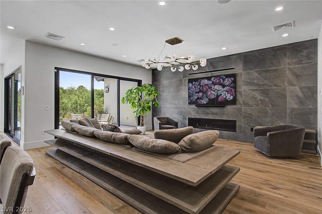 11423 Glowing Sunset Lane Property Photo 6