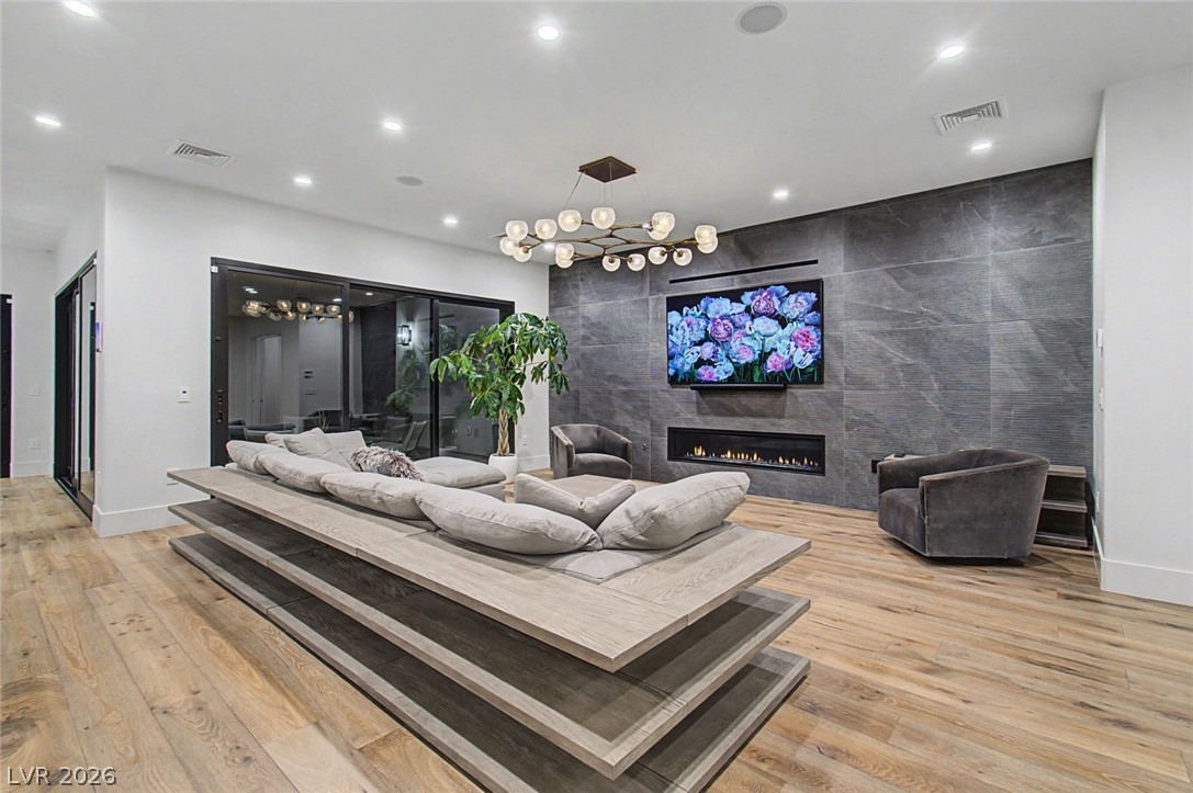 11423 Glowing Sunset Lane Property Photo 7