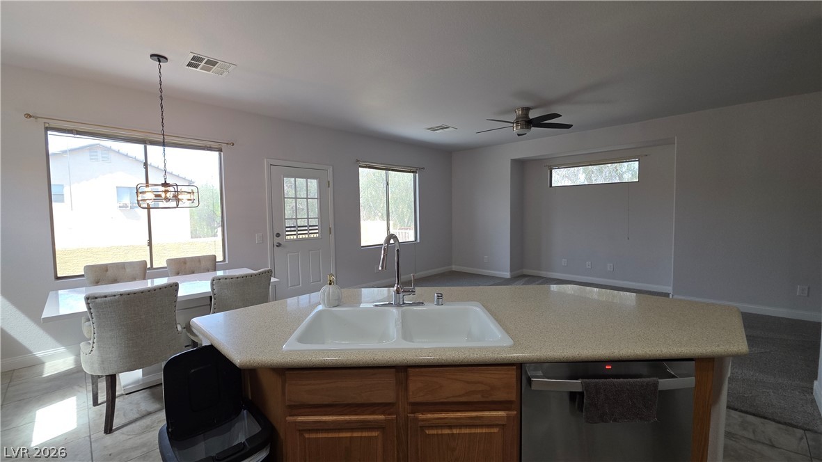 2880 Vigilante Court Property Photo 12