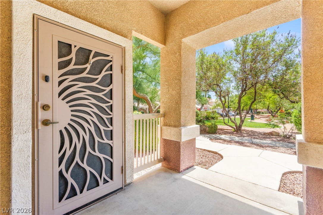 5855 Valley Drive 1043 Property Photo 3