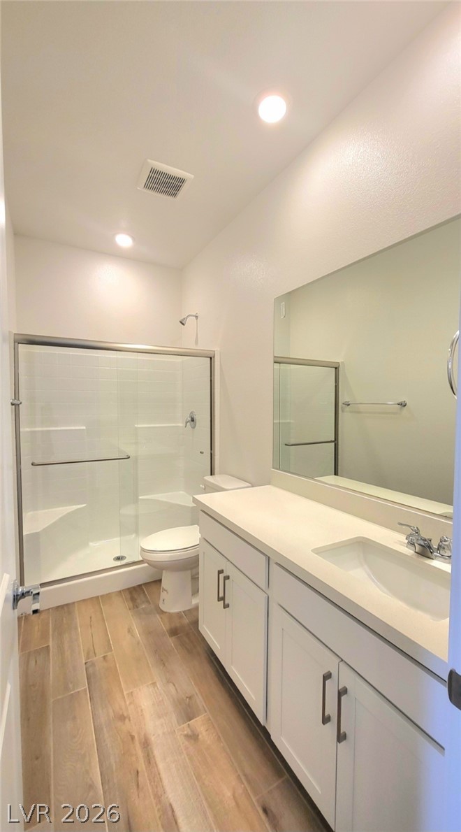 5447 Splendido Avenue Property Photo 8