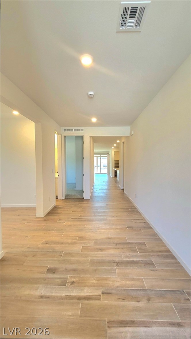 5447 Splendido Avenue Property Photo 11