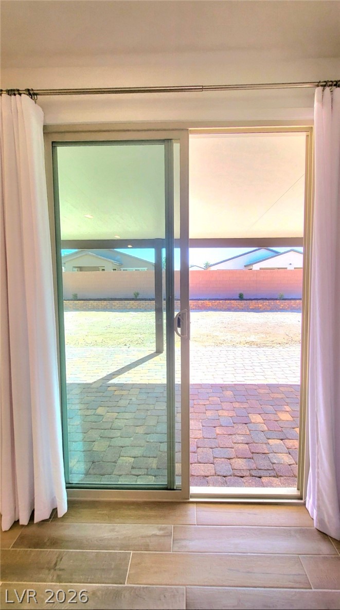 5447 Splendido Avenue Property Photo 37