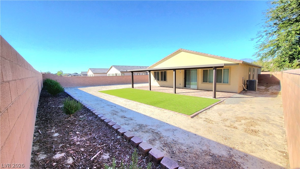 5447 Splendido Avenue Property Photo 40