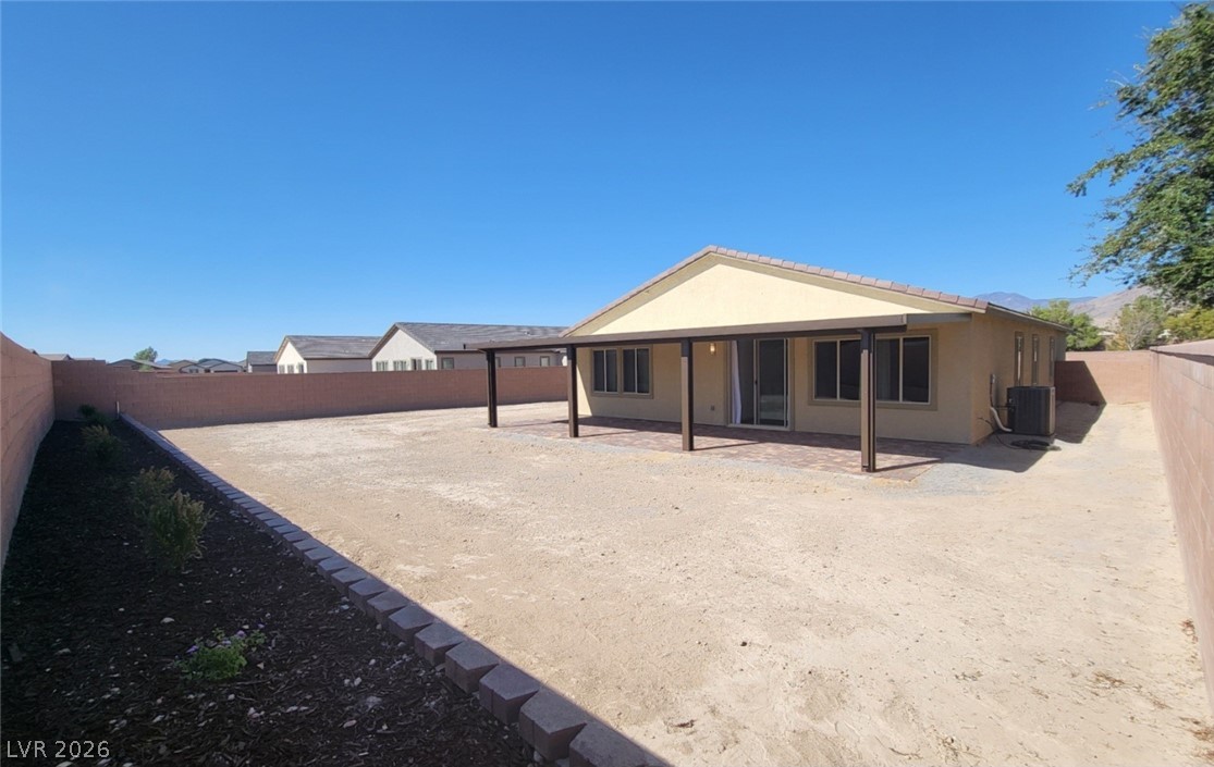 5447 Splendido Avenue Property Photo 43