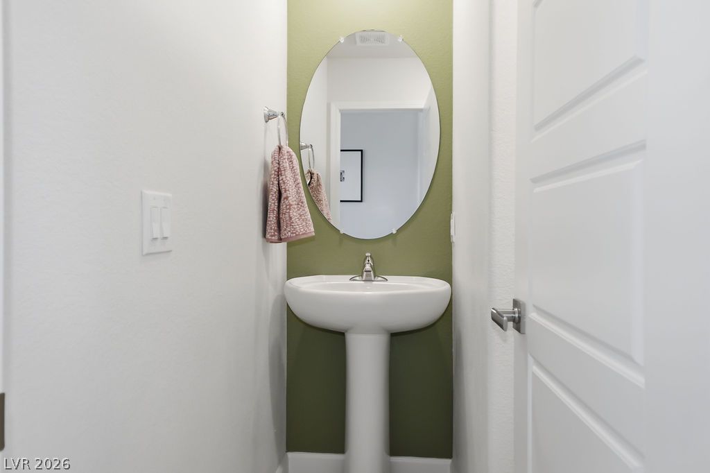 913 Cadence View Way Property Photo 23