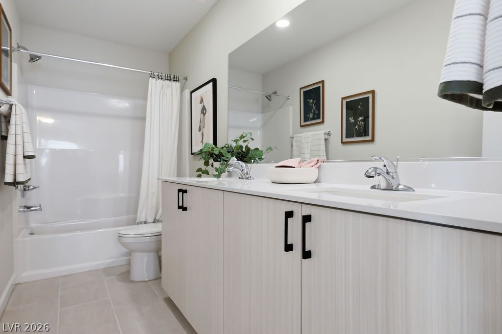 913 Cadence View Way Property Photo 33