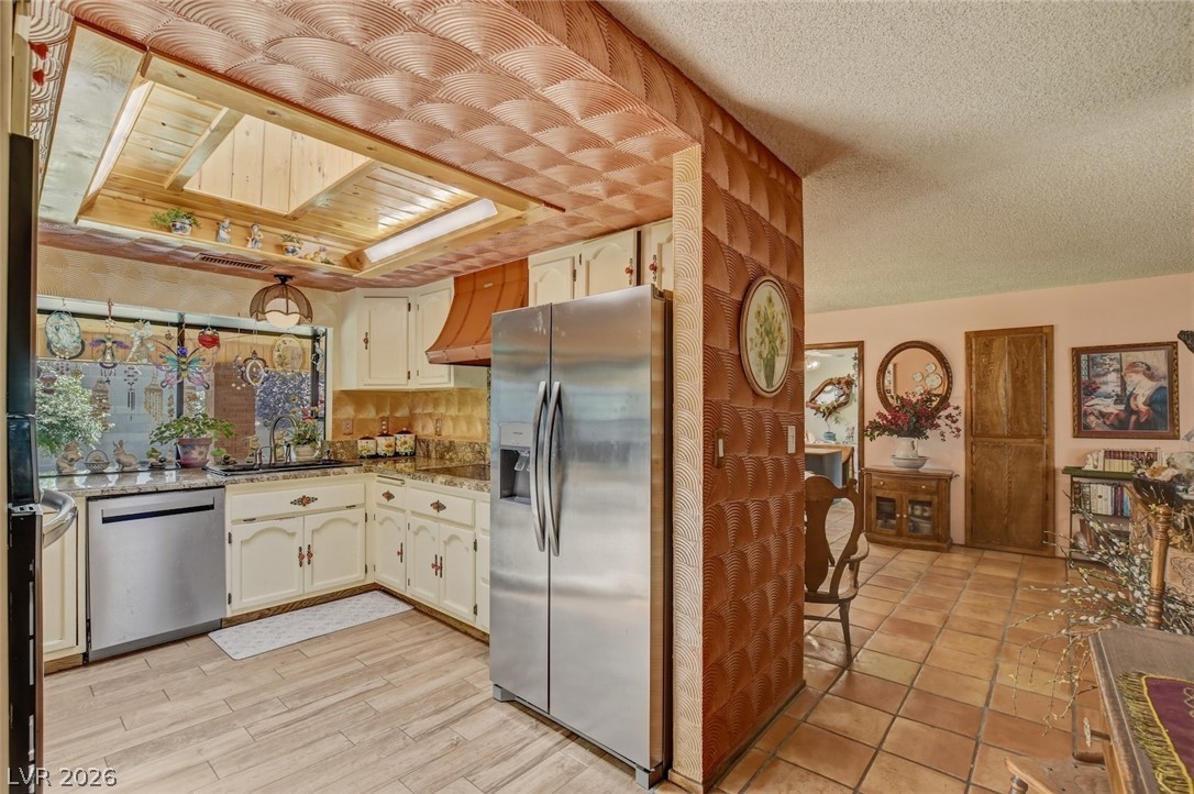 2230 Pinto Road Property Photo 10