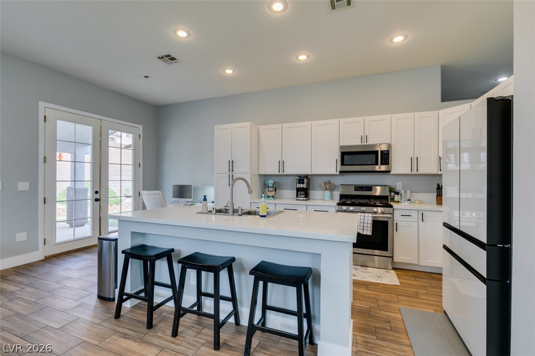1019 Silver Retreat Court Property Photo 14