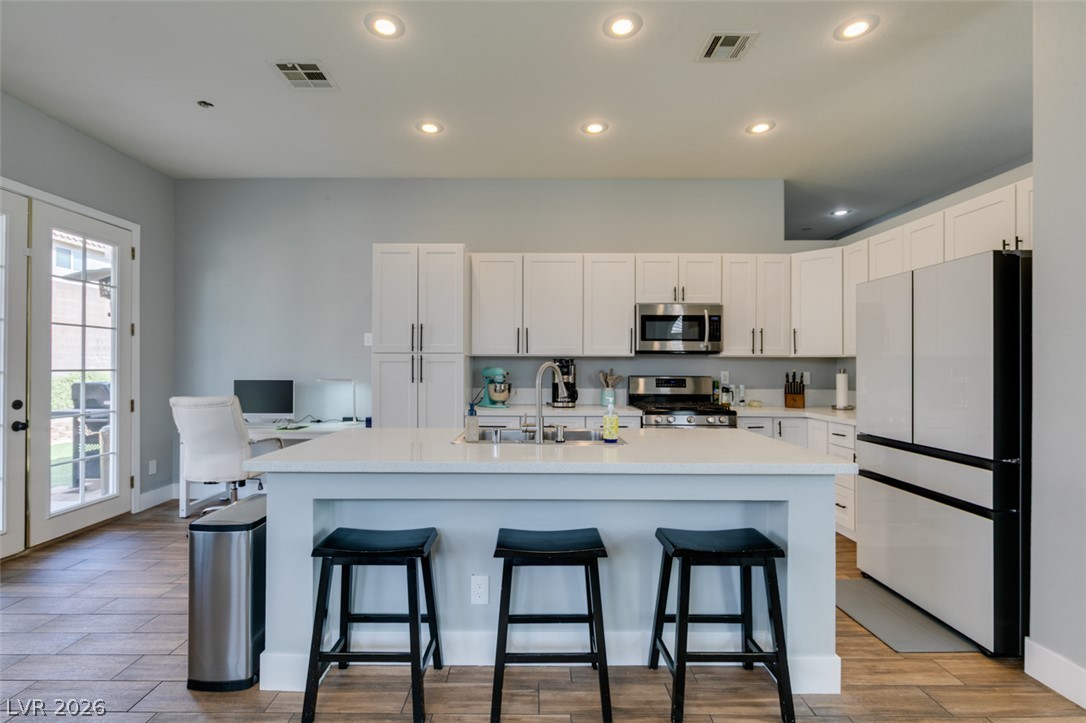 1019 Silver Retreat Court Property Photo 16