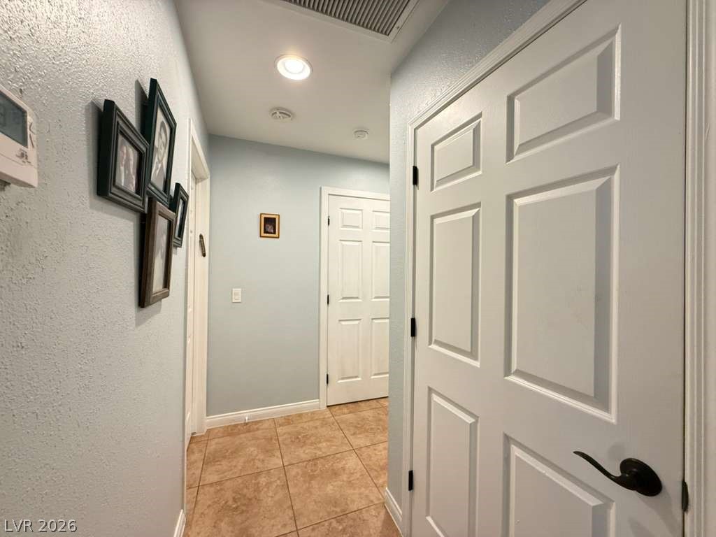 8665 Prairie Hill Drive Property Photo 13