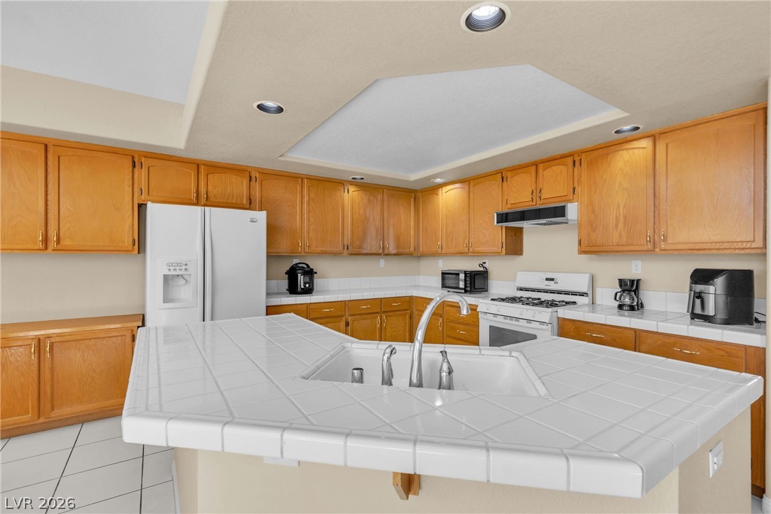 7425 Enchanted Hills Court Property Photo 11