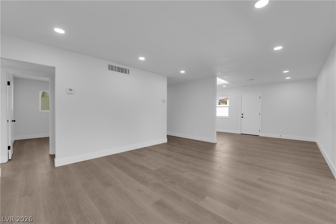 4112 Las Lomas Avenue Property Photo 9