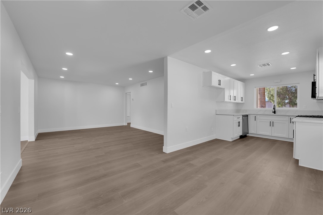 4112 Las Lomas Avenue Property Photo 12