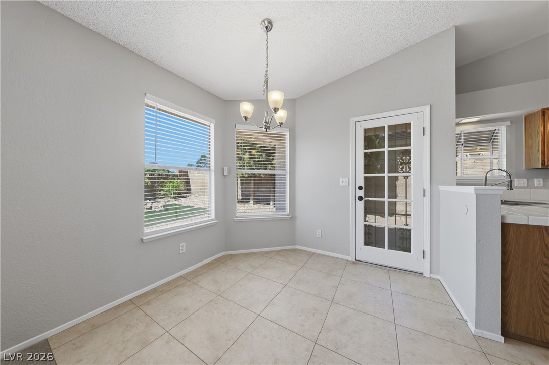 735 Stonecliff Way Property Photo 16