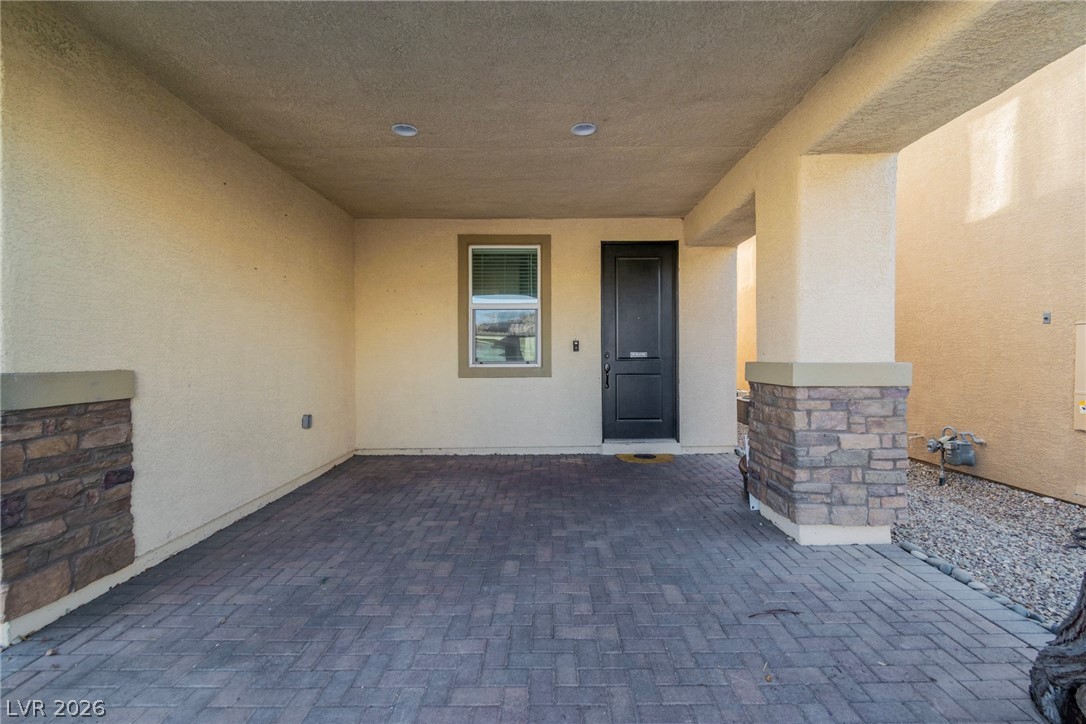 6883 Merril Summit Court Property Photo 7