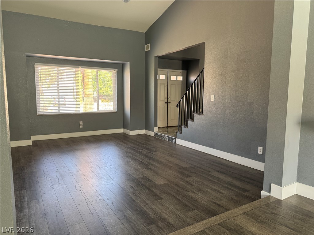 4732 Illustrious Street Property Photo 8