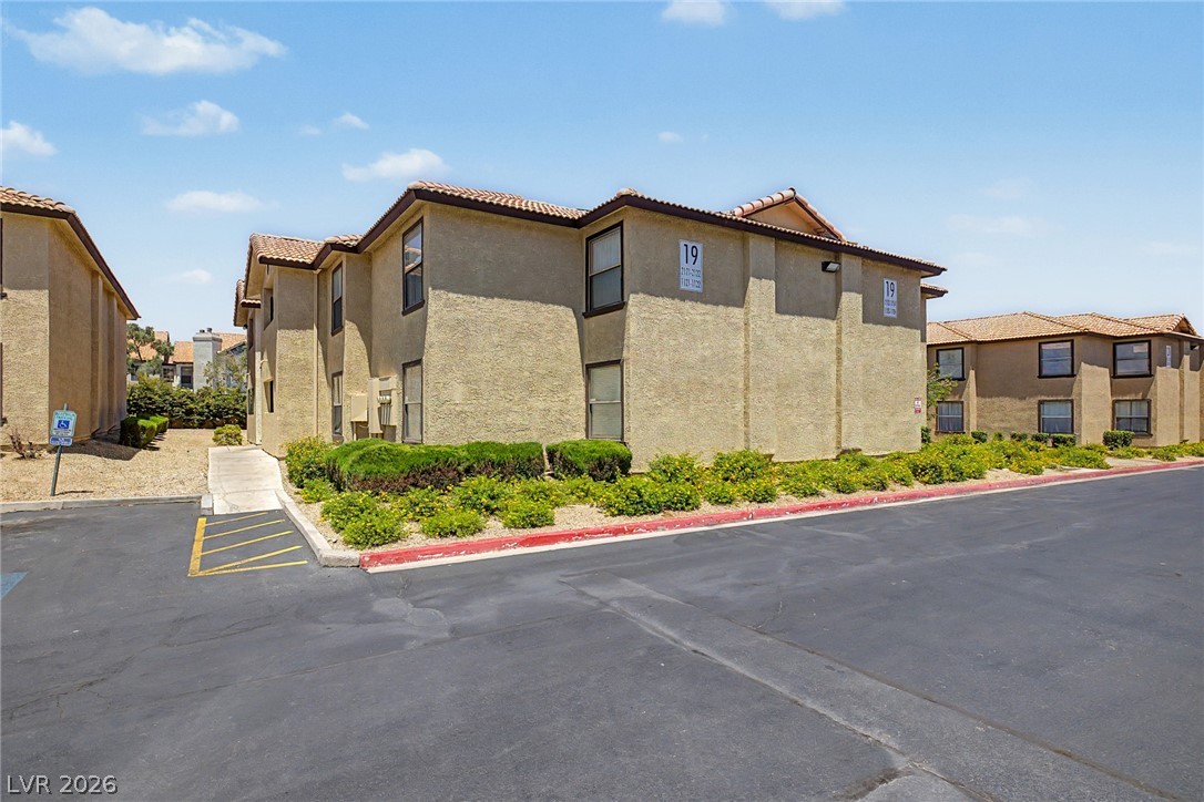 2451 North Rainbow Boulevard 2122 Property Photo 16