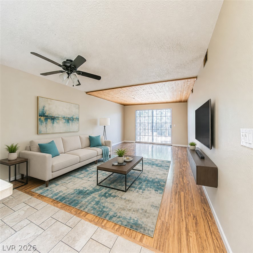 1729 Jupiter Court C Property Photo 3