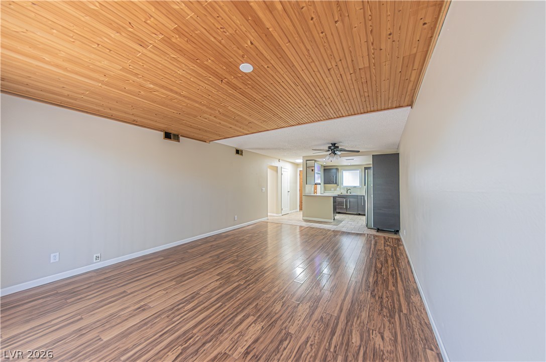 1729 Jupiter Court C Property Photo 15