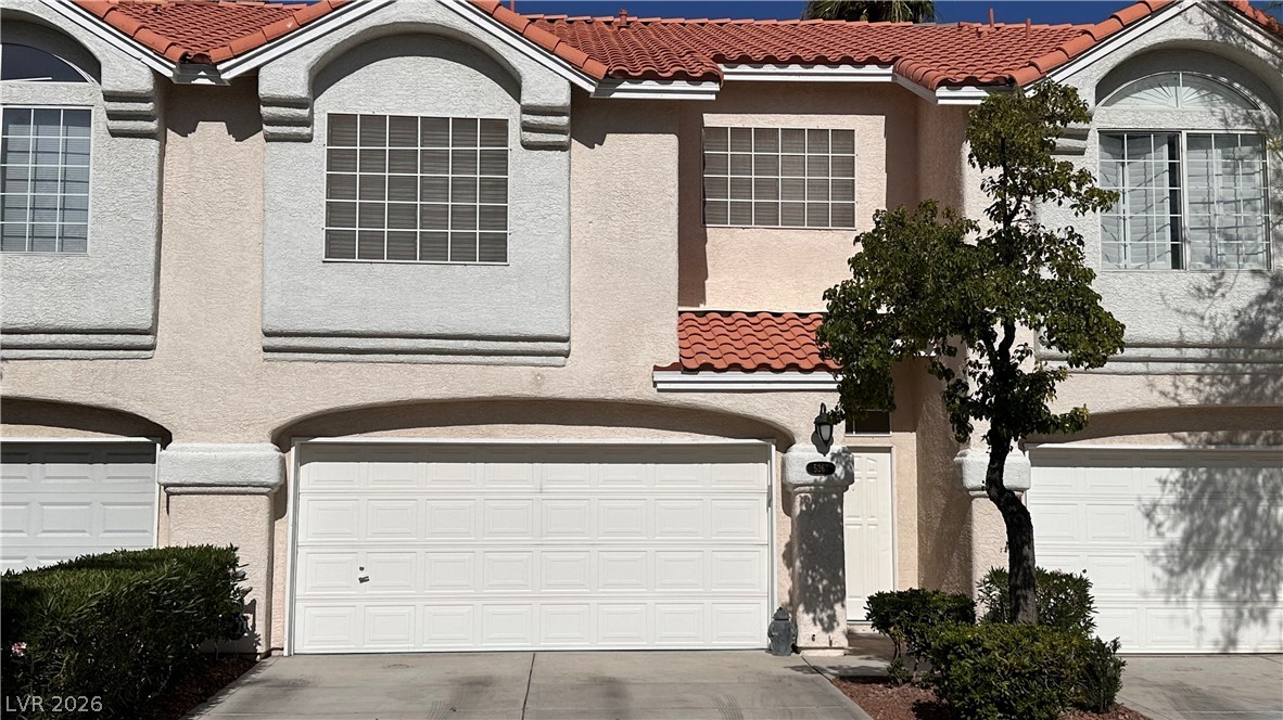 5268 Island Chain Road Property Photo 1