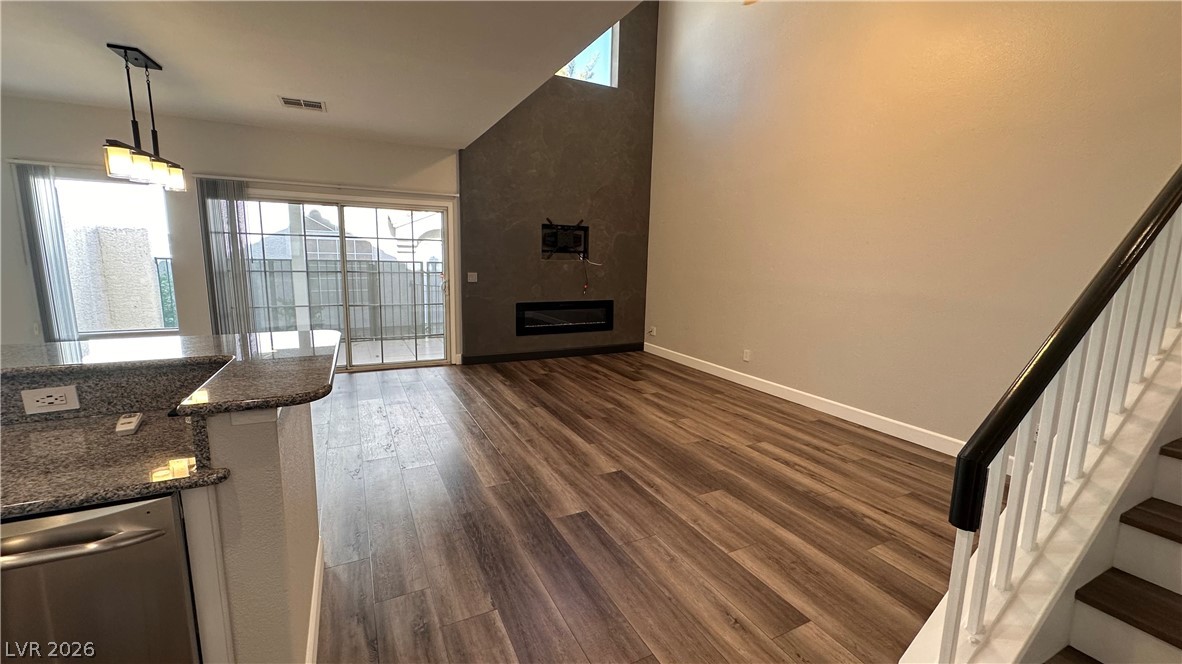 5268 Island Chain Road Property Photo 18